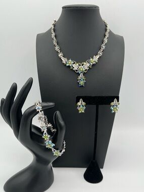 Christina Collection Yellow Aurora Borealis Rhinestone Floral Necklace Bracelet